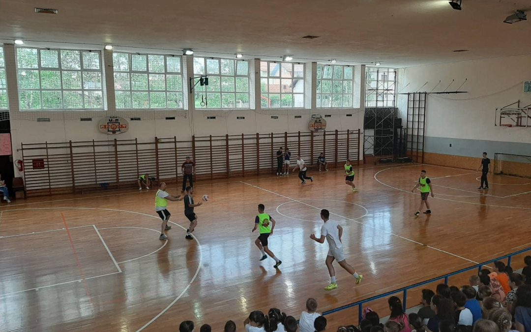 Хуманитарна утакмица